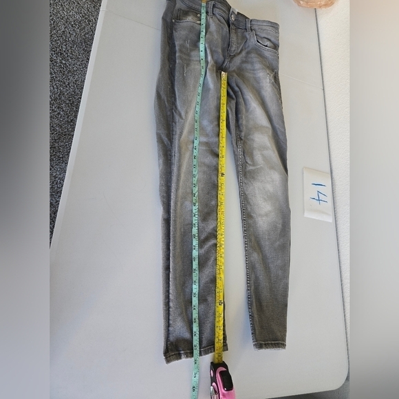 &Denim Women's High Rise Skinny Jeans, Washed Gray color. 5pockets,  size 33 - Picture 6 of 10